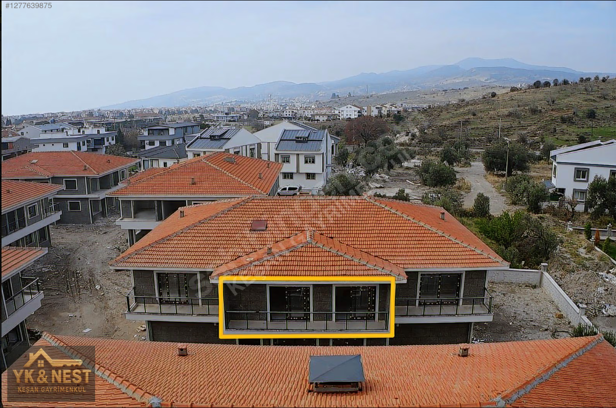 DENİZE 250 MT HAVUZLU SİTEDE GENİŞ BALKONLU 1+1 DAİRE